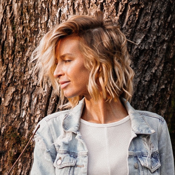 Hi! My Name is Jen! - Picture 5 of 7